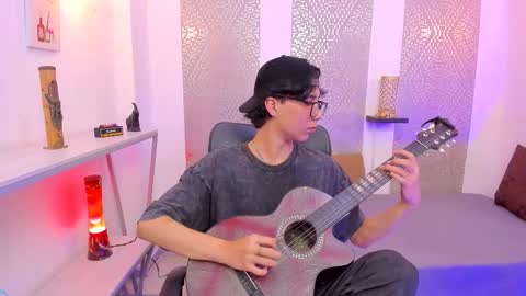 Snapshot of nikolay_gregori chatting on October 20, 5:01 am online show from October 20, 5:01 am