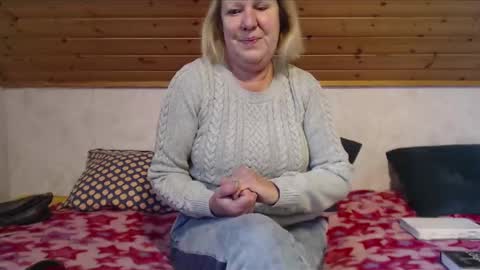 Nikole1 online show from November 15, 10:17 am