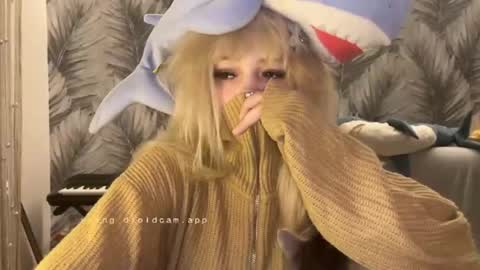 nikoli_naw online show from June 19, 8:15 pm