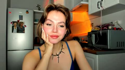 Veronica online show from March 2, 3:16 pm