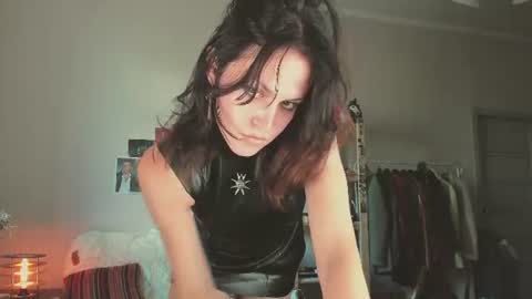 Veronica online show from July 19, 2:41 pm