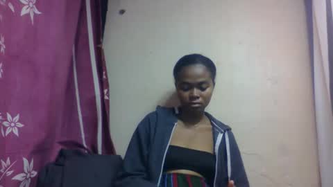 nilah online show from October 3, 7:11 pm