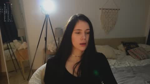 Jennet online show from November 7, 3:36 pm