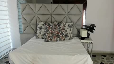  Nina  online show from October 7, 9:00 pm