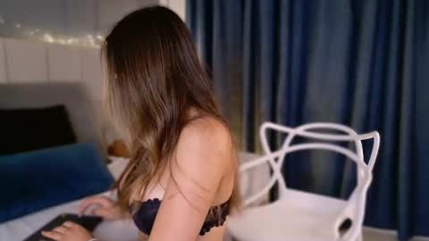   Nina  online show from February 3, 4:00 pm