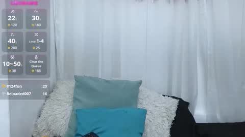 Ninaa fox online show from October 16, 5:45 pm