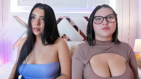 Nina online show from June 9, 9:36 pm