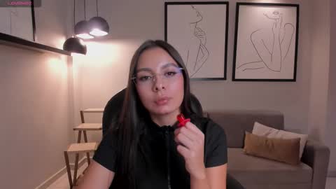 Snapshot of ninablumm chatting on October 22, 2:37 am Nina online show from October 22, 2:37 am