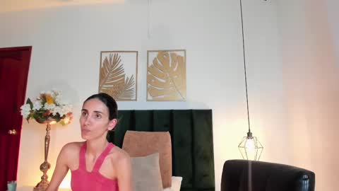 Nina online show from February 26, 6:15 pm