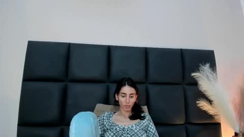 Nina online show from December 13, 7:53 pm