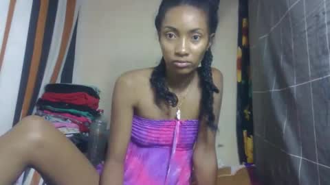 ninaeaa online show from March 14, 12:09 pm