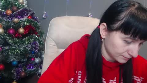 ninaflawlees online show from December 5, 6:56 am