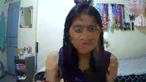 ninapatt01 online show from April 6, 5:58 pm