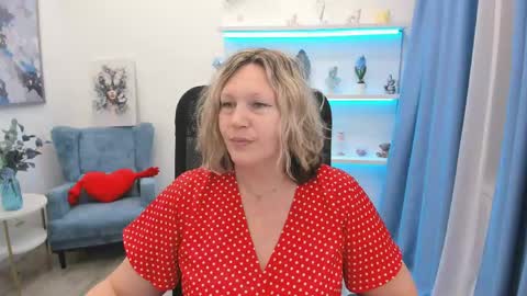 ninastarle online show from May 28, 11:52 am