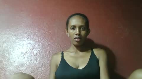 ninie246746 online show from March 7, 5:29 am