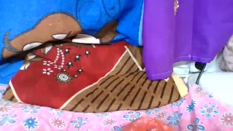 ninie246746 online show from June 2, 7:32 am