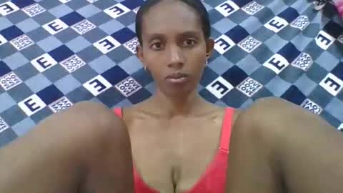 ninie246746 online show from February 23, 7:21 am