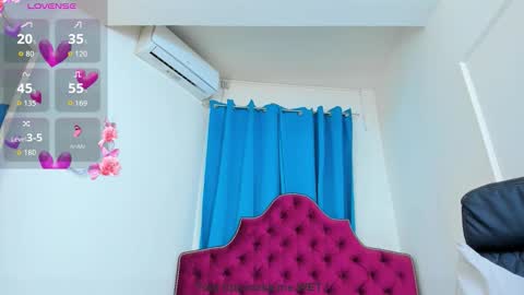 nina dee online show from March 9, 5:01 am