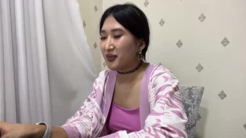 Snapshot of niravoid chatting on September 12, 7:49 pm niravoid online show from September 12, 7:49 pm