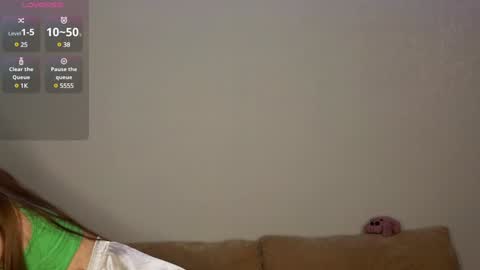 Lynn online show from December 21, 6:23 pm