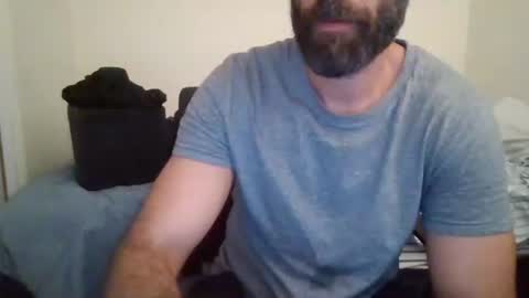 Snapshot of nizer2872870 chatting on February 8, 1:00 am nizer2872870 online show from February 8, 1:00 am