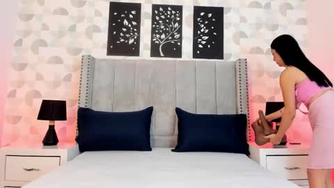 NATHALIA MORENO online show from March 15, 12:30 pm