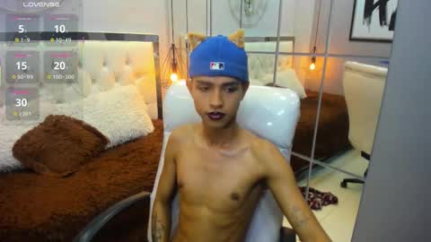 Alex online show from February 12, 4:43 pm