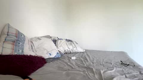 Snapshot of noah_3050 chatting on October 25, 5:57 pm noah_3050 online show from October 25, 5:57 pm