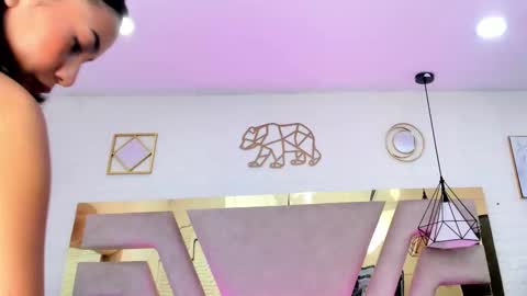 Zoe  online show from March 20, 7:41 pm