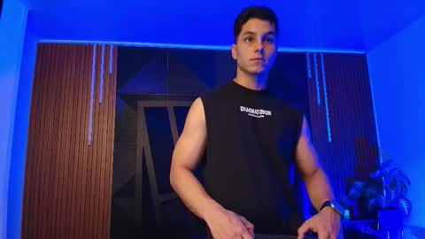 Noah online show from January 9, 11:38 am