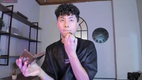 noah_dupont_ online show from February 27, 12:20 pm