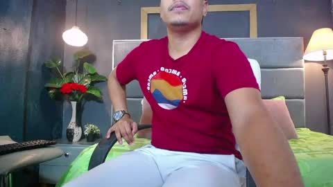 NOAH online show from June 5, 1:45 am
