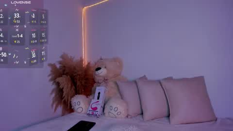 Noah online show from October 18, 6:45 pm