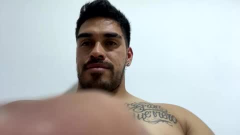 noahsexx98 online show from December 18, 2:07 am