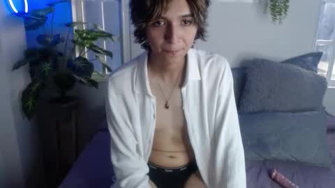 Snapshot of noellee__ chatting on October 5, 2:46 pm CALL ME APRIL online show from October 5, 2:46 pm