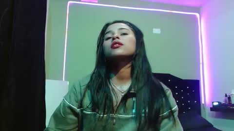 Noha Thomson online show from October 17, 10:03 pm