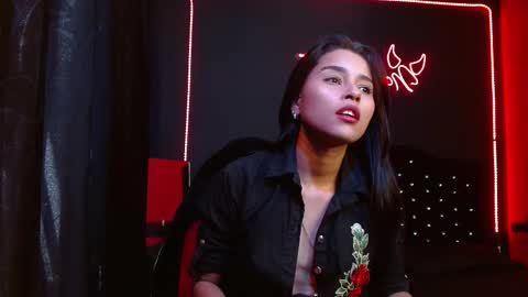 Noha Thomson online show from October 30, 6:30 pm