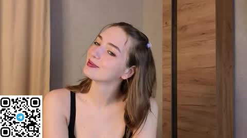 Sophie online show from February 25, 6:06 am