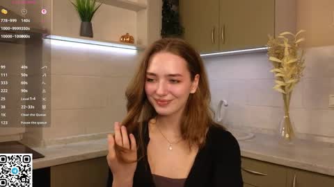 Sophie online show from April 10, 6:30 am