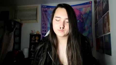 Snapshot of nonbinarybeauty20 chatting on January 3, 5:17 am nonbinarybeauty20 online show from January 3, 5:17 am