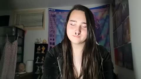 Snapshot of nonbinarybeauty20 chatting on January 28, 1:38 pm nonbinarybeauty20 online show from January 28, 1:38 pm