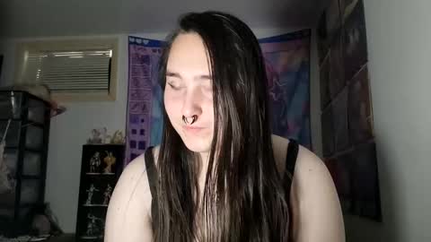 Snapshot of nonbinarybeauty20 chatting on February 19, 9:58 pm nonbinarybeauty20 online show from February 19, 9:58 pm