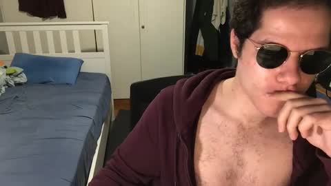 nongay379444 online show from December 17, 4:00 pm