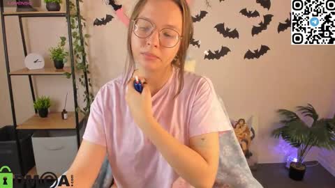 NOORA online show from November 5, 1:18 am