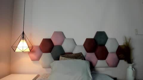 Nora Da Silva online show from September 14, 1:56 pm