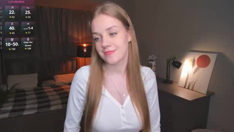 Snapshot of normaemans chatting on September 25, 7:54 pm Beatrice online show from September 25, 7:54 pm