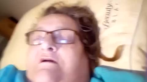 Normajeen777 online show from December 11, 10:47 am