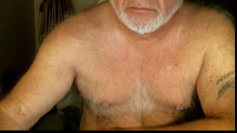 northcountryguy762 online show from November 8, 1:52 am