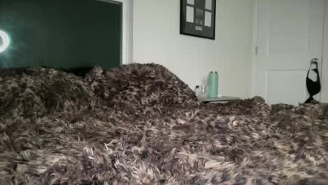 nellyxoxo online show from March 30, 2:11 am