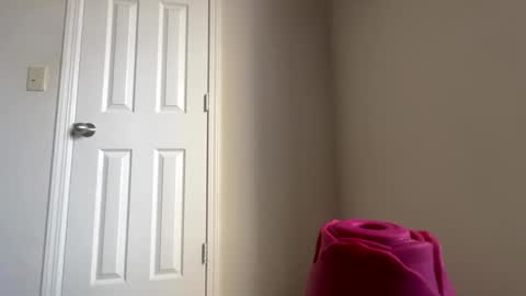 notyourkitty00 online show from September 26, 10:07 pm